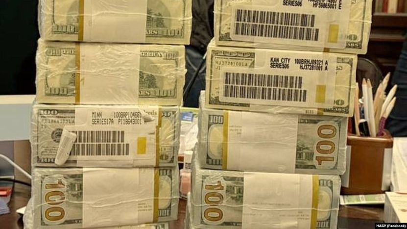 Uite unde se duc banii românilor pe care Nicușor și Bolojan îi dă Ucrainei!